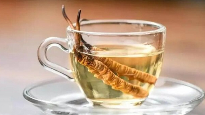 用什么酒泡冬蟲(chóng)夏草