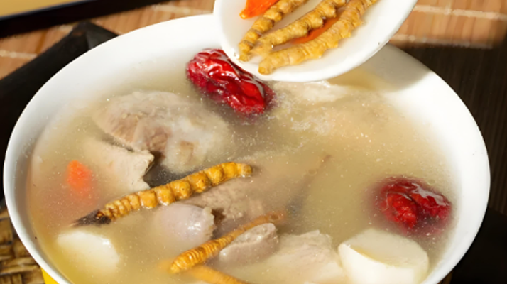 長期吃冬蟲夏草能長頭發(fā)嗎？科學(xué)解讀與實用建議