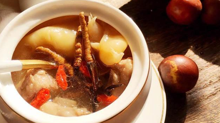 <a href=http://m.sprysprout.com/ target=_blank class=infotextkey>冬蟲夏草</a>燉啥最滋補(bǔ)